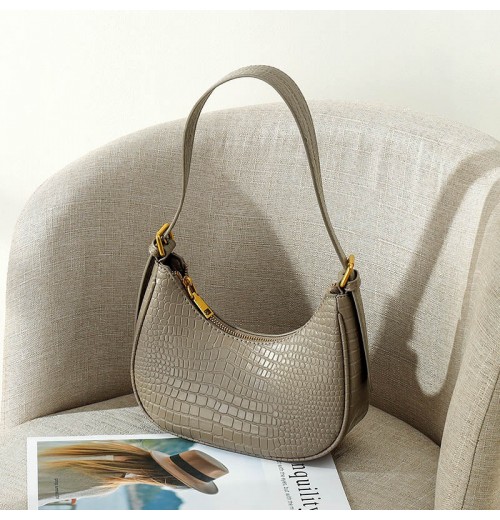 Baguette Leather Shoulder Bag ERIN